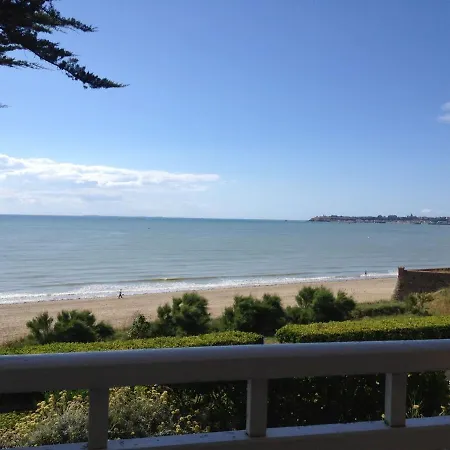 Normandy Facing The Sea With Exceptional Views